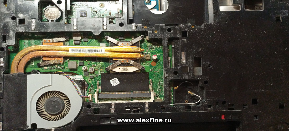 Lenovo G700 фото снизу Lenovo G700 фото снизу