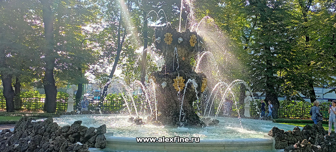 Летний сад Санкт-Петербург Летний сад Санкт-Петербург